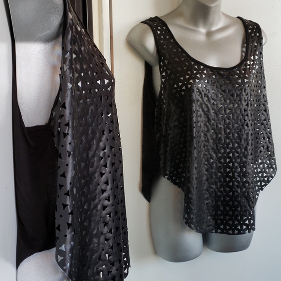 🇨🇦 Sans Souci Laser Cut Tank Top - Picture 1 of 4